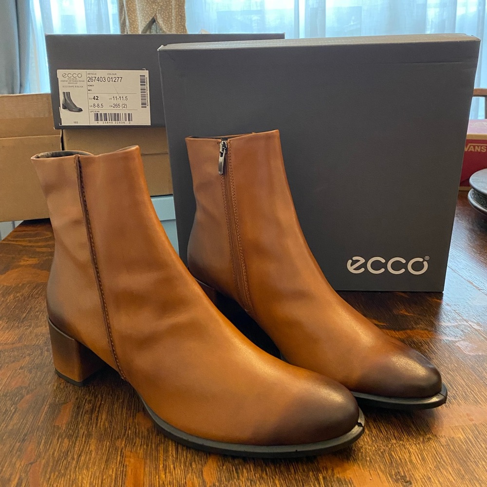 Ecco Ankle Boots